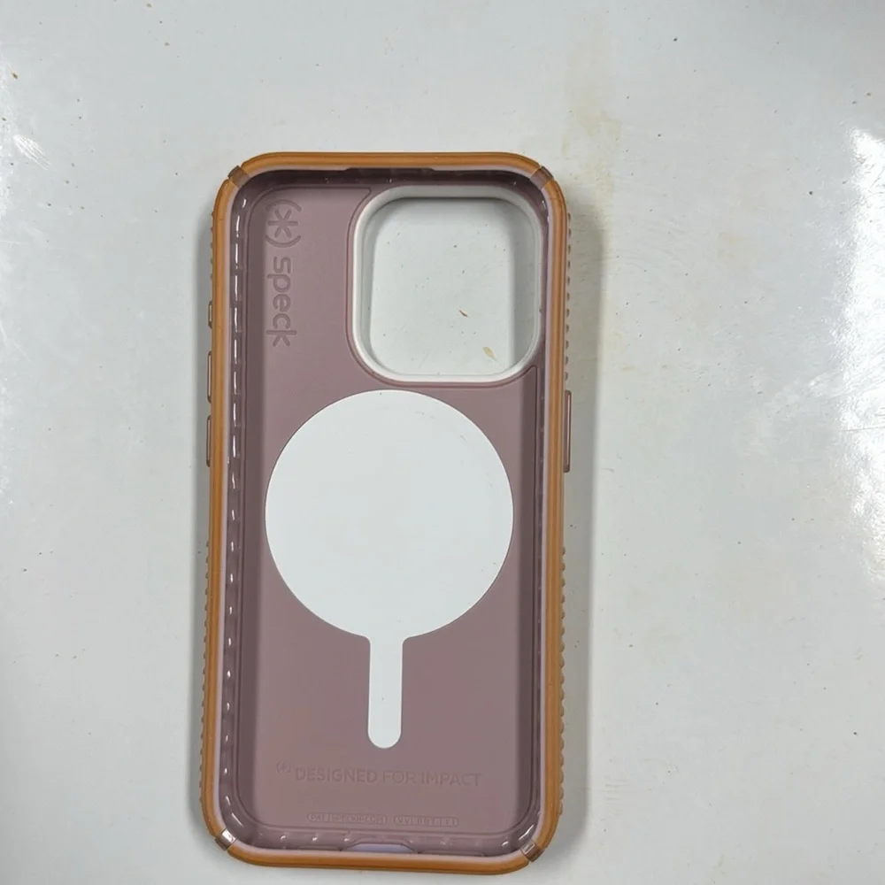 Speck Presidio Grip Discolored IPhone 15 PRO Case
